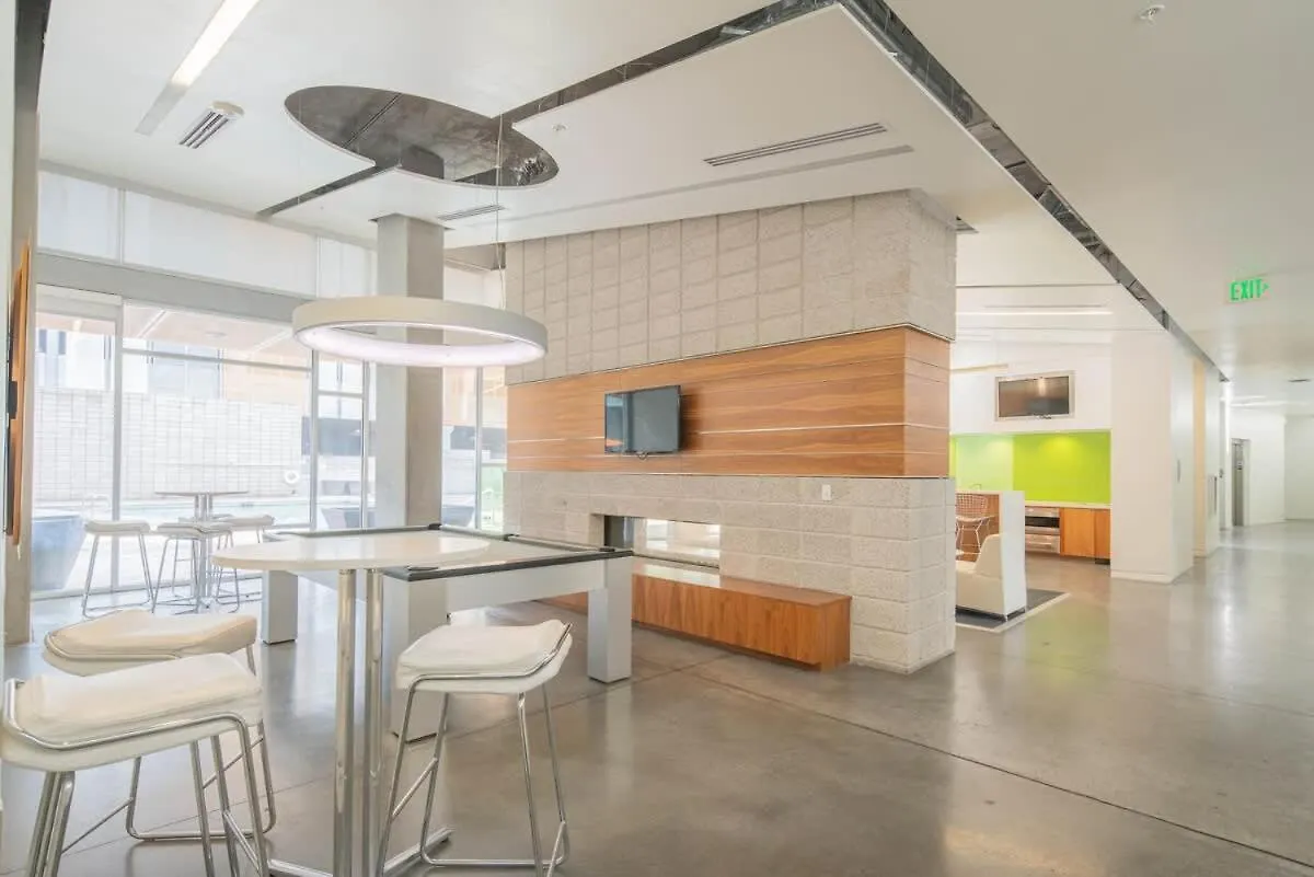 פיניקס Cozy 2Bd - Central Dt - Gym, Pool, Parking - Sleep 8