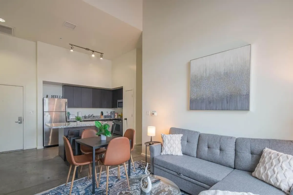 פיניקס Cozy 2Bd - Central Dt - Gym, Pool, Parking - Sleep 8 דירה