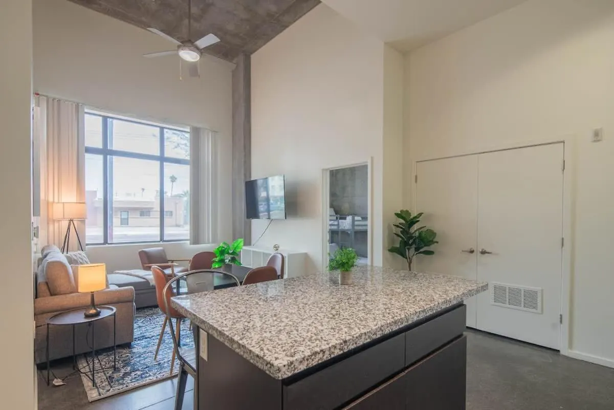 פיניקס Cozy 2Bd - Central Dt - Gym, Pool, Parking - Sleep 8 0*,  ארצות הברית